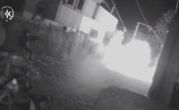 צפו בתיעוד הדרמטי: לוחמי ימ״מ מחלצים את החטופים