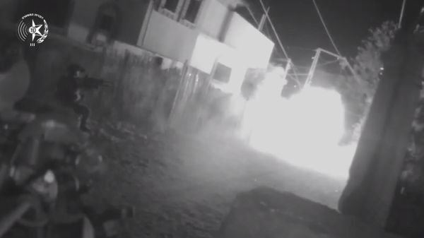 צפו בתיעוד הדרמטי: לוחמי ימ״מ מחלצים את החטופים