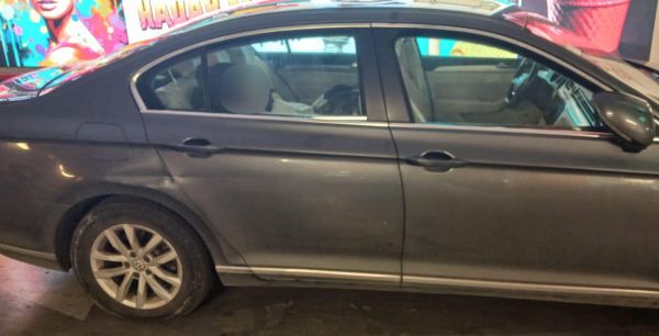 ירושלים: הפעוטה הושארה ברכב; ההורים עוכבו לחקירה