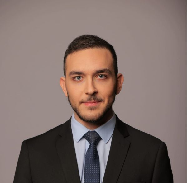 החל מהיום: הכתב הסרוג מונה למבזקן חדשות 13