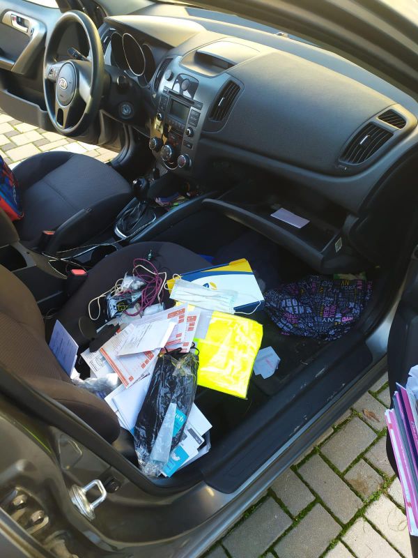 מבוכה ביישוב הסרוג: תושב היישוב פרץ לרכבים ובית ונעצר