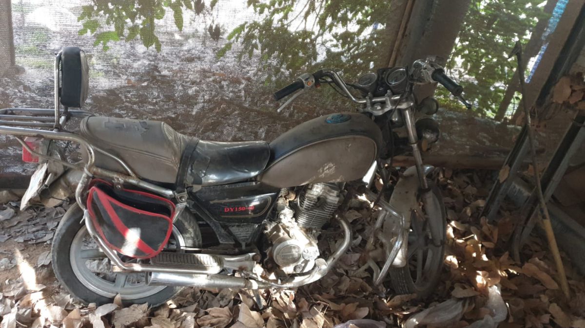 עדות לטבח: אופנוע ששימש את חמאס אותר בעמיעוז