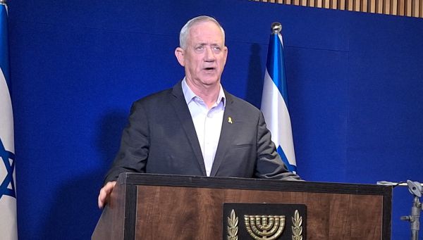 גנץ מפרגן לסמוטריץ': 'משמיע לא מעט דברי טעם'
