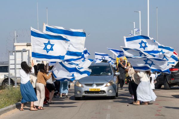 מרגש: תושבי שלומית חזרו הביתה אחרי 4 חודשים