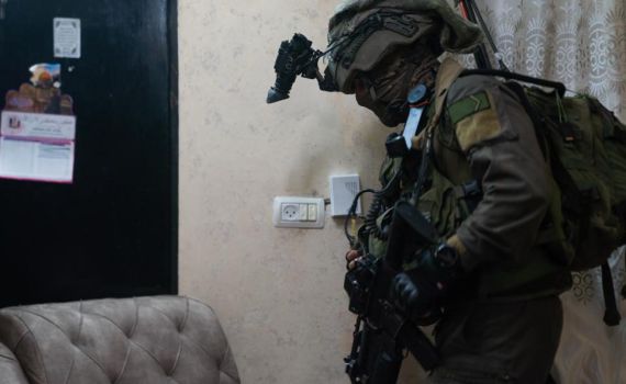 התחזה ללוחם שייטת שחלה בסרטן וגרף אלפי שקלים