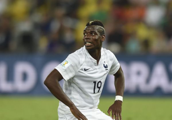 פוגבה חוזר לכדורגל: חתם בדמעות במונאקו לאחר השעיית סמים