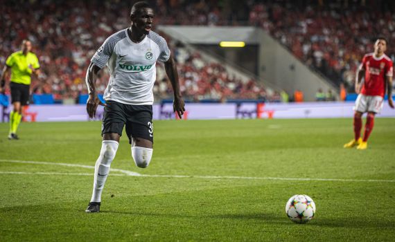 מכבי חיפה המריאה לגנט לקראת הגומלין