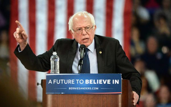 סנדרס: "אי אפשר לתת מיליארדים נגד הפלסטינים"