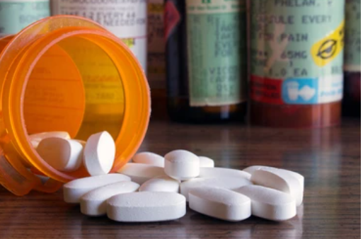 משרד הבריאות: מאה אלף כדורים מזויפים נתפסו