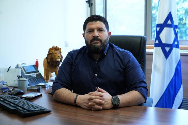 המשבר נפתר: אלמוג כהן ימונה לסגן שר, סמוטריץ' לא יתפטר