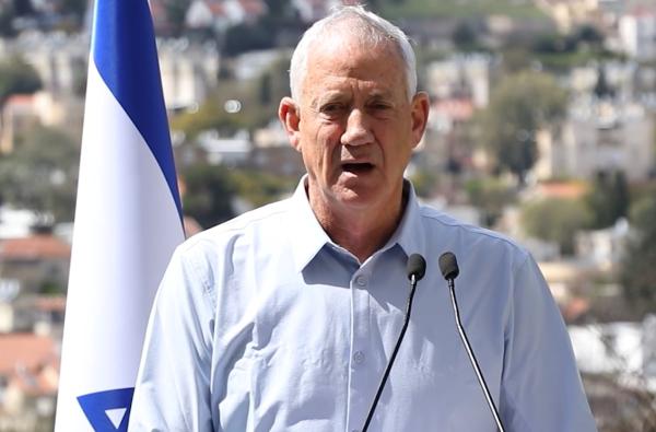 גנץ בצפון: "אסור לאפשר לתושבים שנה אבודה"