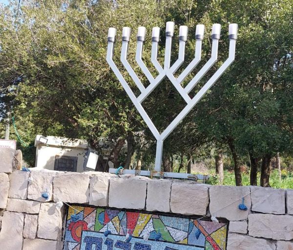 מעשה בחב"דניק ששכח להזיז את החנוכייה