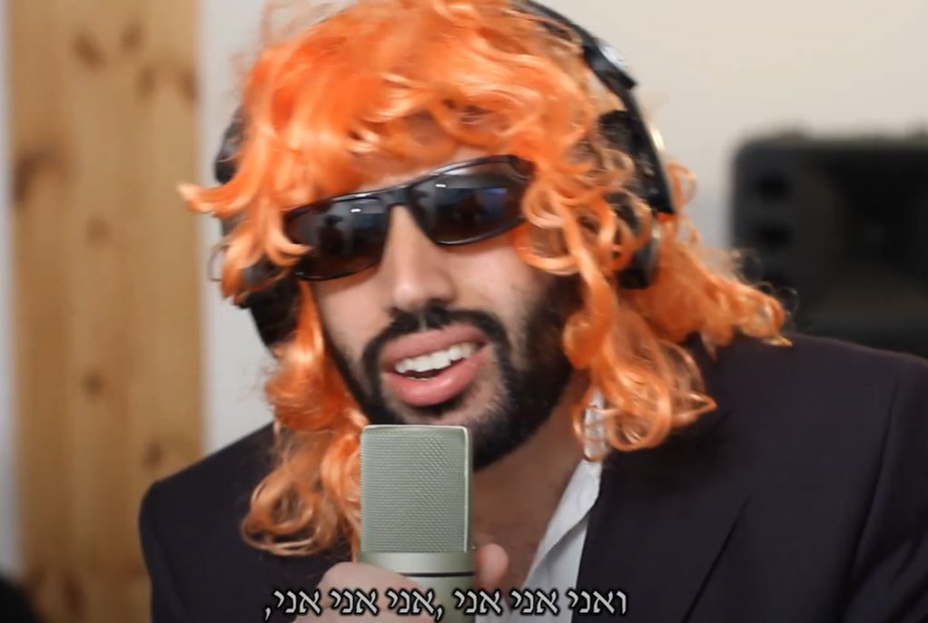 כשראש העיר יאיר שטבון הצטלם לסרטוני חודש אדר