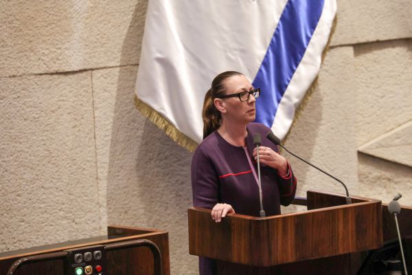 הח"כית מתריעה שוב: 'יש אנשים נוספים שקושרים קשר עם האויב'