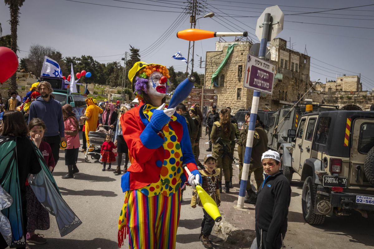 פורים תשפ"ד | התחפושות החרושות שתראו בכל פינה