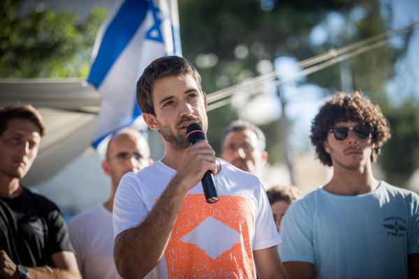 אחיו התאום של הדר גולדין: "הציבור הפסיק לסלוח"