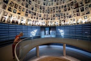 היסטוריה תחת מחלוקת: ציוץ של "יד ושם" ברשת ה-X גרמה למהומה