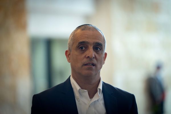 בג"ץ ביטל את ההחלטה להדיח את יו"ר הדואר