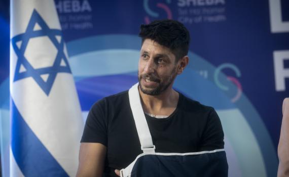 מרגש: עידן עמדי בתיעוד ראשון מהשיקום. צפו