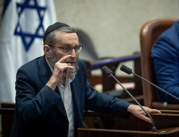 גפני בנאום סוער: "נעשה פה עוול שלא יסולח" | צפו