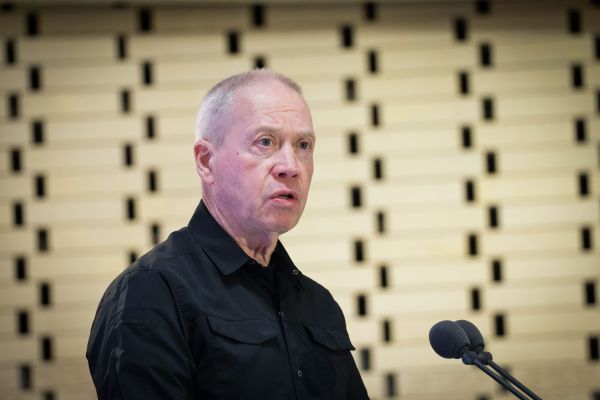 גם גלנט נגד פוקס: האשמות מגמתיות ושקריות