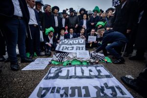 משרדי האוצר והמשפטים עוצרים את תקציב הישיבות החרדיות
