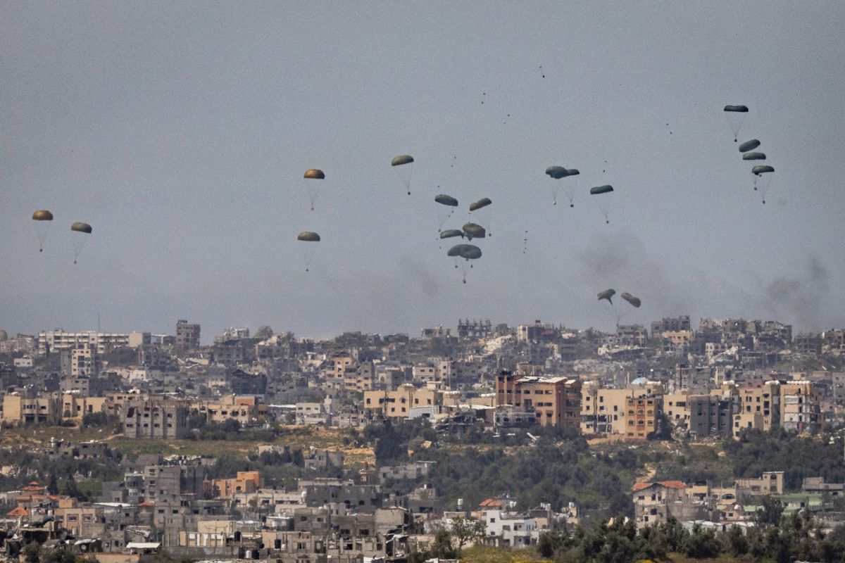 דיווח: בעזה החלו בתיקון קו חשמל שיחובר לישראל
