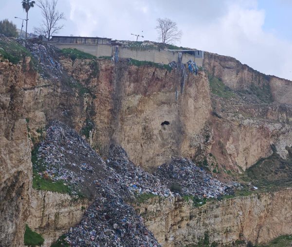 המחדל הסביבתי בבנימין: 'במקום רקטות נחטוף סרטן'