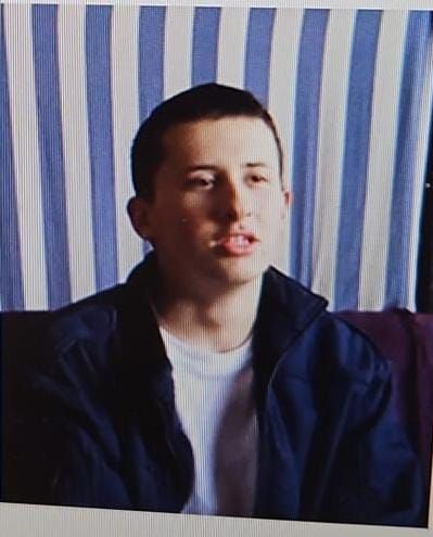 חיפושים אחרי נעדר עם מדים של חיל האוויר