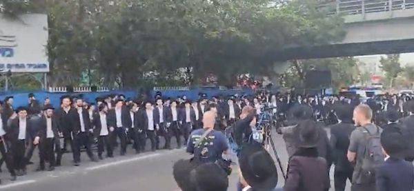 ההפגנה הלא חוקית פוזרה: כביש 4 נפתח לתנועה