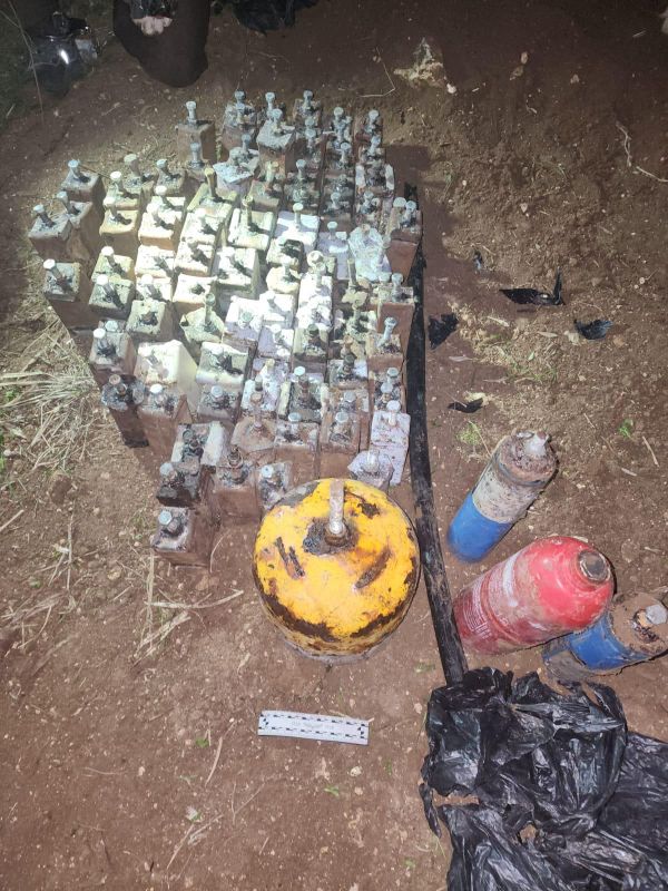 שב"כ עצר חוליית דאע"ש שהכינה 100 מטעני נפץ