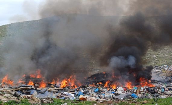 שריפות הזבל: "זה לא רק ריח רע, זה פשוט סרטן"
