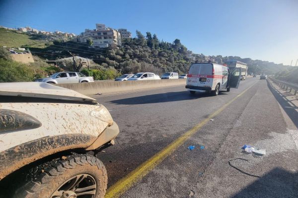 כבישים אדומים: בת 11 נפצעה קשה לאחר שנפגעה מרכב