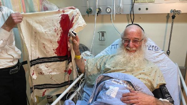 הנדקר משחזר: "יש לי סכין בגב, אתה יכול להוציא אותה"