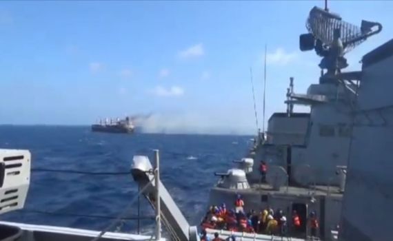 צפו: כך חילץ הצי ההודי את הצוות ממתקפת החות'ים