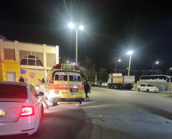 ירי בתחנת הדלק בערד: 2 נרצחים ופצוע בינוני