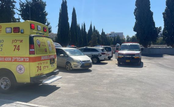 תעלומה: בן 40 אותר ללא רוח חיים בבית העלמין בראשל"צ