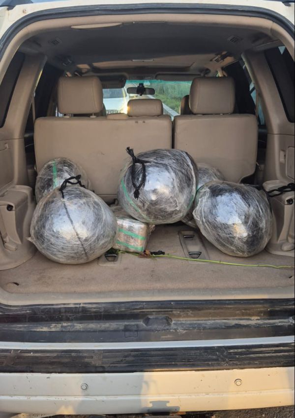 הברחת סמים תמורת אמצעי לחימה: 2 חשודים נעצרו