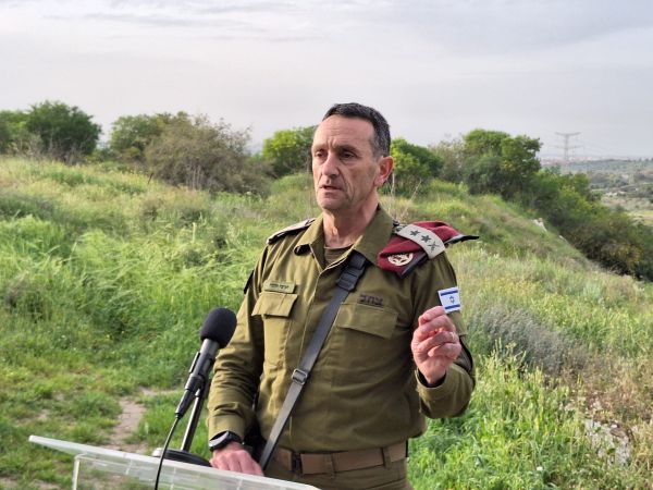 הרמטכ"ל: "עצירת המינויים תפגע בצה"ל"