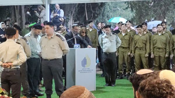 הרב דורון פרץ נפרד מבנו: תודה שבחרת בנו להיות ההורים שלך