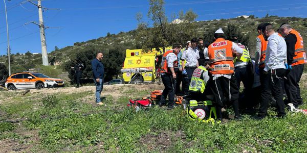 הולך רגל נפגע מרכב בבית שמש: מצבו קשה