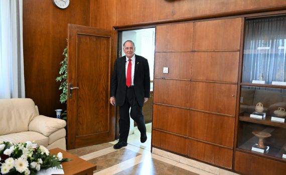 21 יום לניצחון: יונה יהב חזר ללשכת ראש העיר חיפה