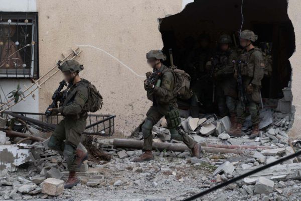 אוגדה 98 פשטה על מדינת חמד בחאן יונס. צפו בתיעוד