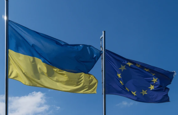 עוקף ארה"ב: האיחוד מקדם 5 מיליארד סיוע לאוקראינה