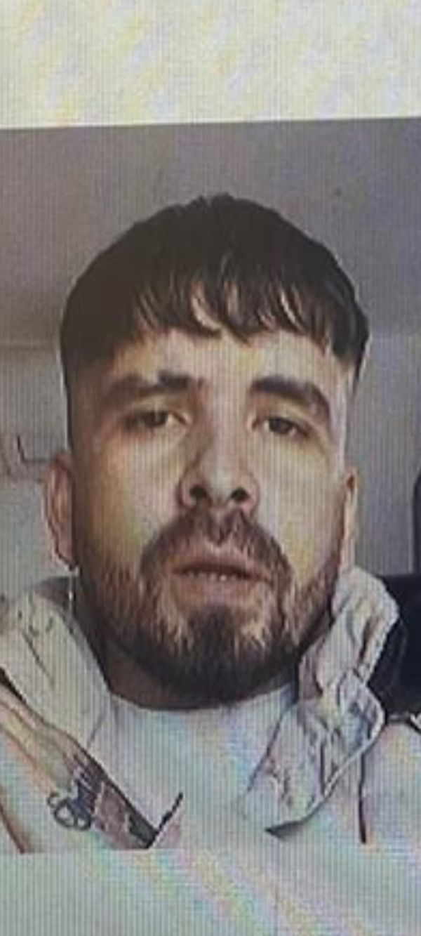 המשטרה מבקשת עזרה: עבריין נמלט מסתובב בב"ש