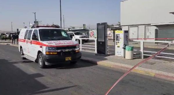 שני פצועים בפיגוע דקירה בתחנה המרכזית בבאר שבע