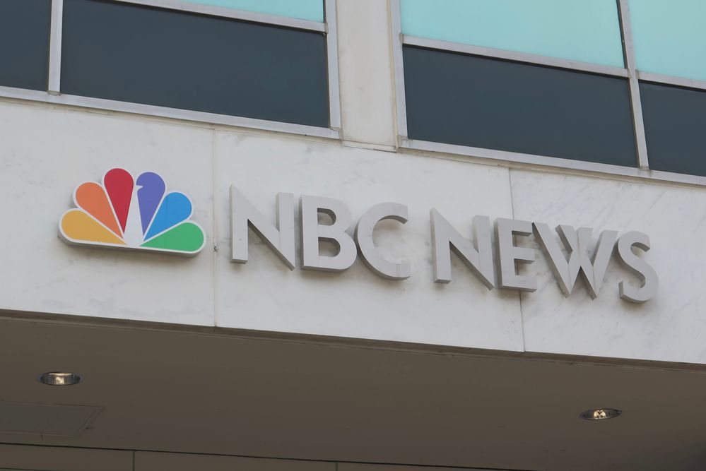 הלחץ עבד: בוטלה העסקת המגישה הרפובליקנית