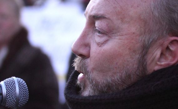 דאגה בבריטניה: הנציג העוין חוזר לפרלמנט