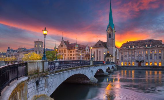 אנטישמיות בשוויץ: יהודי נדקר בציריך, מצבו קשה
