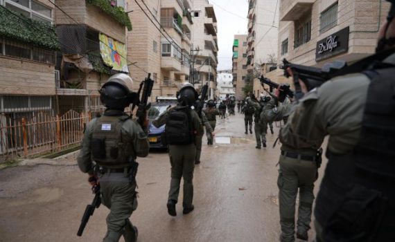 השוטרים פשטו על הכפר: זה מה שהם איתרו שם